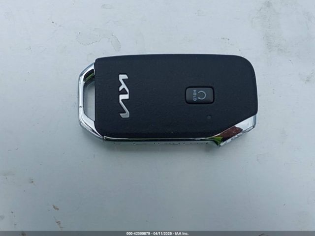 KNDCB3LC0N5498841 KIA Niro Lxs Se