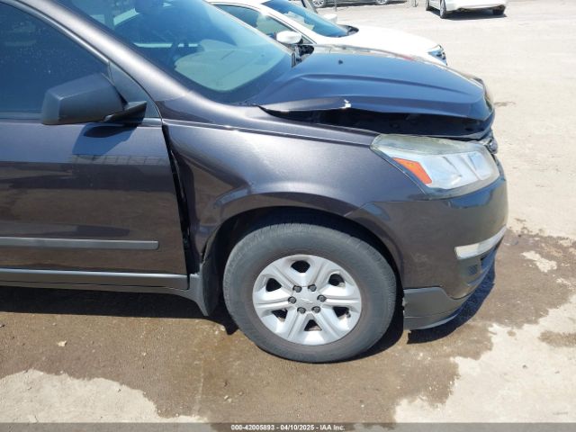 1GNKRFKD0HJ330896 Chevrolet Traverse Ls