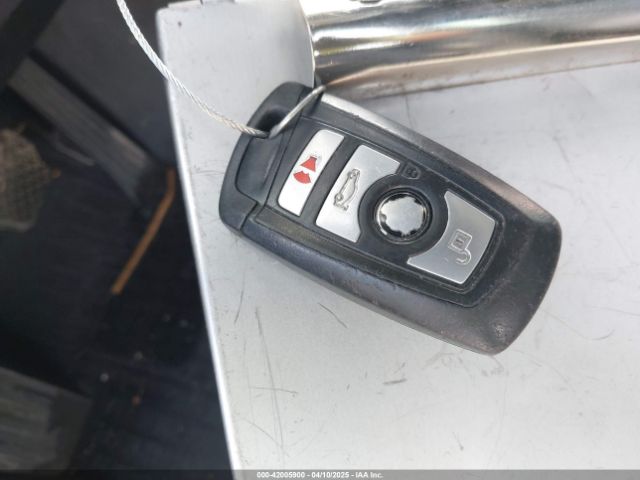 2017 BMW 320I WBA8E1G55HNU15029 Photo 10