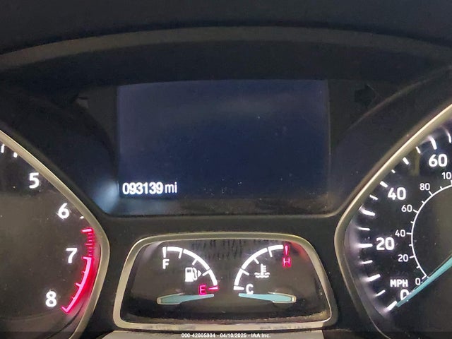 1FMCU9G90HUC96633 Ford ESCAPE SE