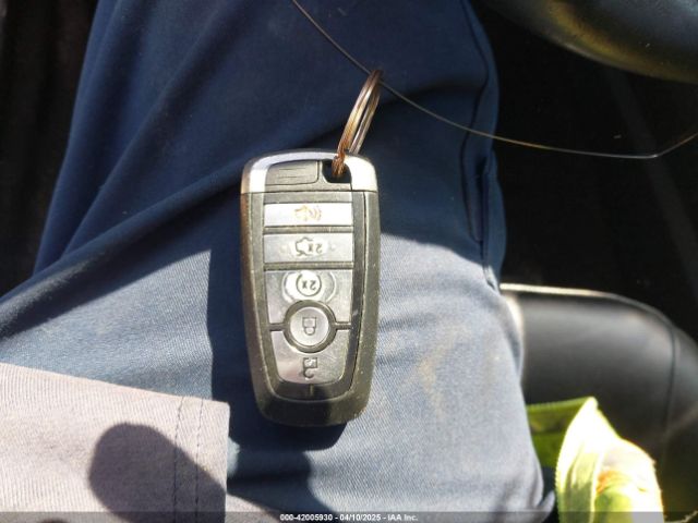 3FA6P0CD0LR115860 Ford FUSION SEL