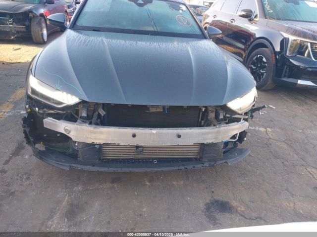 2019 AUDI A7 WAUV2AF25KN108812 Photo 5