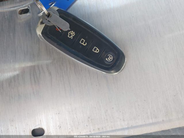 1FMCU0GD5KUA56050 Ford ESCAPE SE