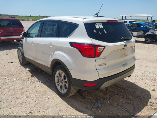 1FMCU0GD5KUA56050 Ford ESCAPE SE