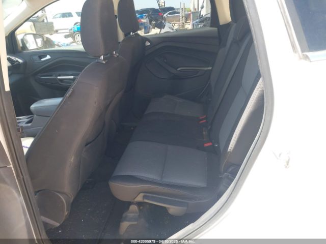 1FMCU0GD5KUA56050 Ford ESCAPE SE
