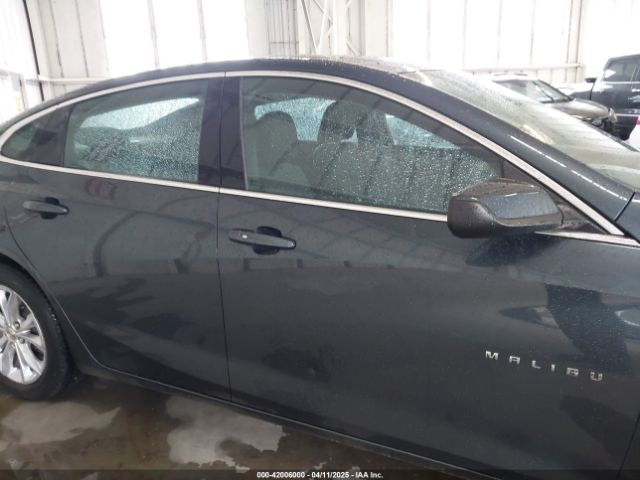1G1ZD5STXLF052438 Chevrolet Malibu Fwd Lt