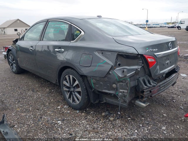 1N4AL3APXHC171279 Nissan Altima 2.5 Sv