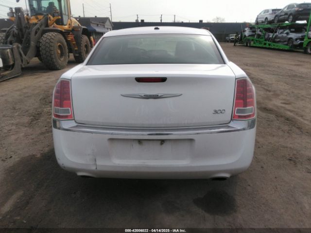 2C3CCAAGXEH171383 Chrysler 300