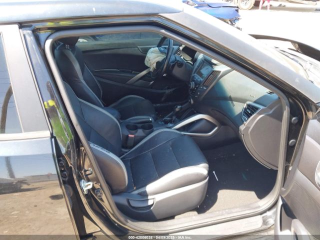 KMHTC6AE5GU281597 Hyundai Veloster Turbo