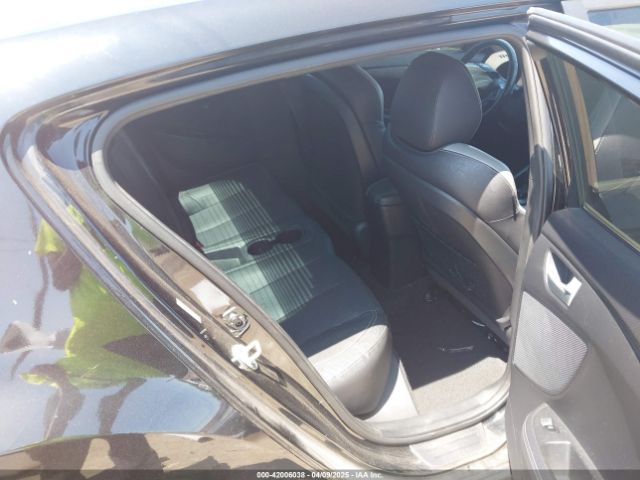 KMHTC6AE5GU281597 Hyundai Veloster Turbo