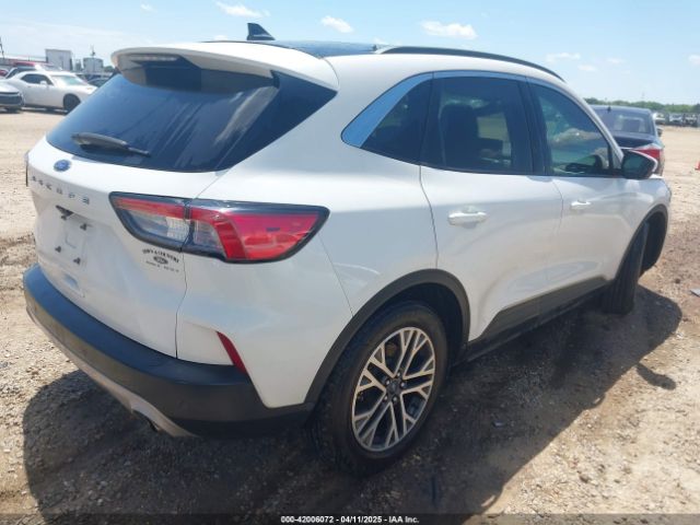 1FMCU0H6XMUB09537 Ford ESCAPE SEL