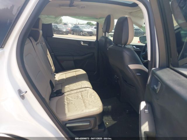 1FMCU0H6XMUB09537 Ford ESCAPE SEL