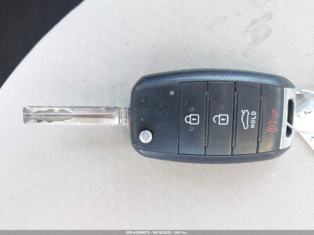 5XXGM4A74FG480279 KIA Optima Lx