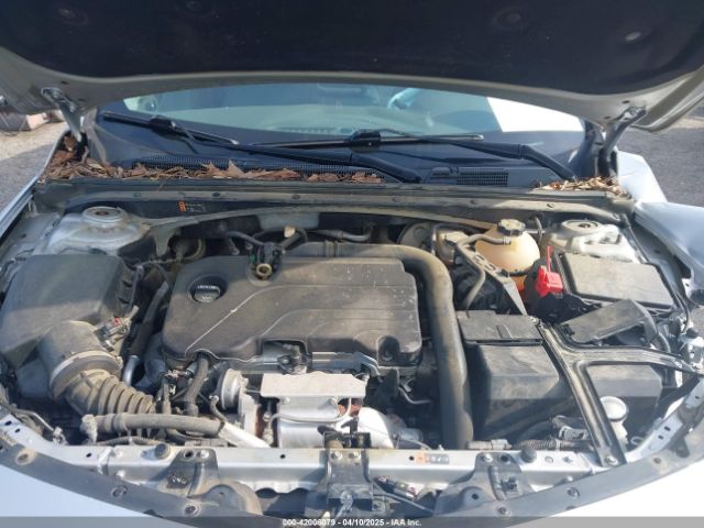 1G1ZD5STXJF111789 Chevrolet MALIBU LT
