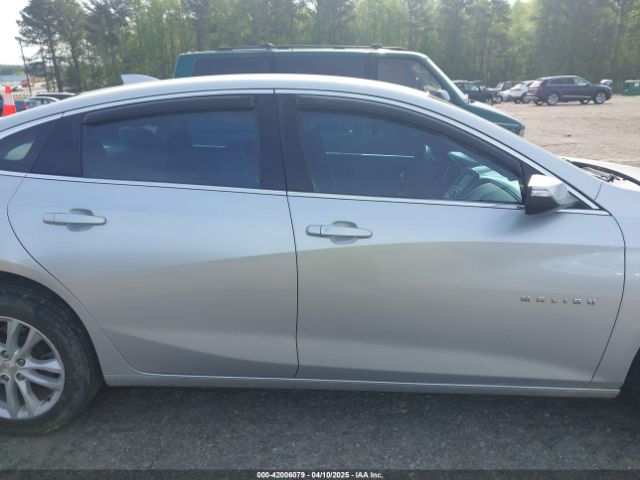1G1ZD5STXJF111789 Chevrolet MALIBU LT