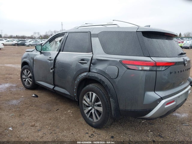 5N1DR3CC8RC233291 Nissan Pathfinder Sl 4wd