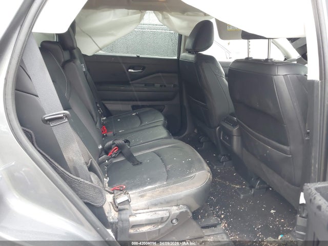 5N1DR3CC8RC233291 Nissan Pathfinder Sl 4wd