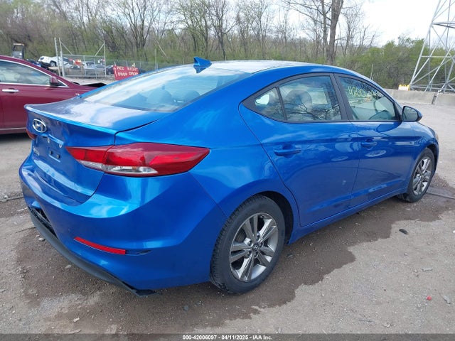 5NPD84LF1HH129607 Hyundai ELANTRA SE
