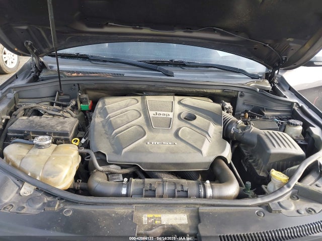 1C4RJFCM9EC305816 Jeep Grand Cherokee Overland