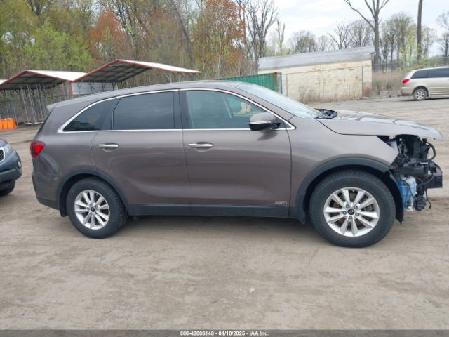 5XYPGDA30KG559460 KIA Sorento 2.4l Lx
