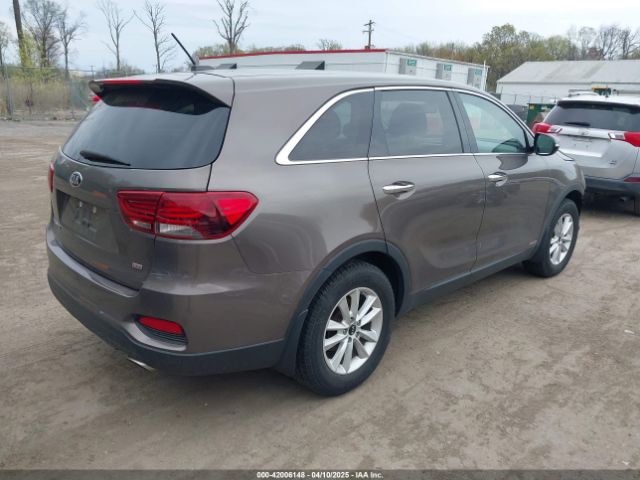 5XYPGDA30KG559460 KIA Sorento 2.4l Lx