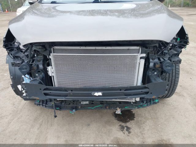 5XYPGDA30KG559460 KIA Sorento 2.4l Lx