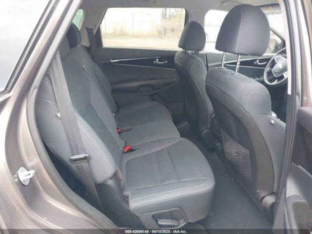 5XYPGDA30KG559460 KIA Sorento 2.4l Lx