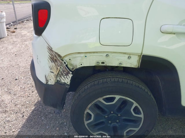 ZACCJBCT1GPC78826 Jeep Renegade Trailhawk