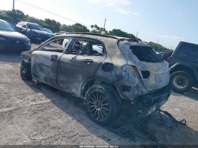 WDCTG4EB7JJ518753 Mercedes-Benz GLA 250