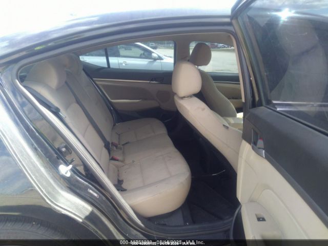 5NPD84LF1HH085687 Hyundai ELANTRA SE