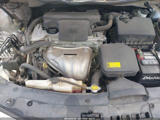 4T1BF1FK2EU302732 Toyota CAMRY SE
