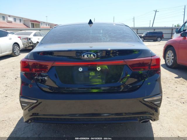 3KPF24AD3LE187713 KIA Forte Lxs