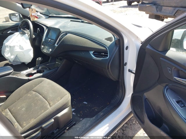1G1ZD5ST8JF208361 Chevrolet MALIBU LT