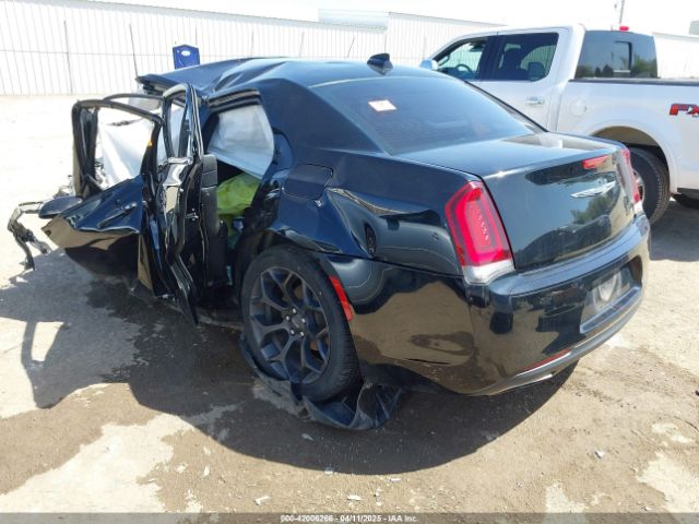 2019 CHRYSLER 300 2C3CCAAG3KH679271 Photo 2