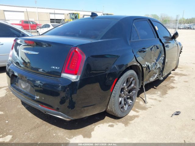 2019 CHRYSLER 300 2C3CCAAG3KH679271 Photo 3