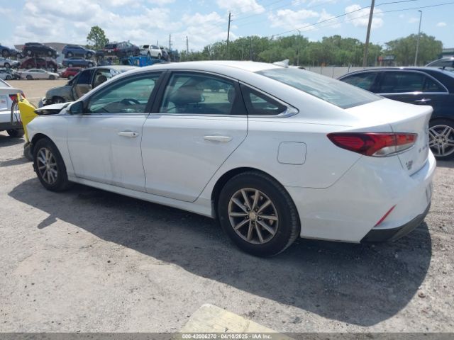 5NPE24AF0JH697829 Hyundai SONATA SE