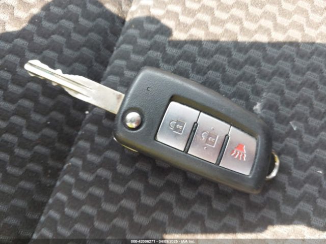 JN1BJ1CP5KW229426 Nissan 2019