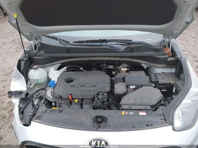 KNDPMCAC8L7805821 KIA Sportage Lx