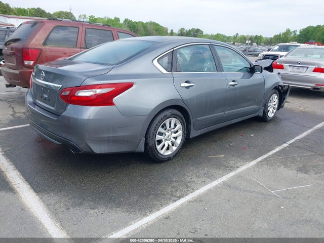 1N4AL3AP0JC474318 Nissan Altima 2.5 S