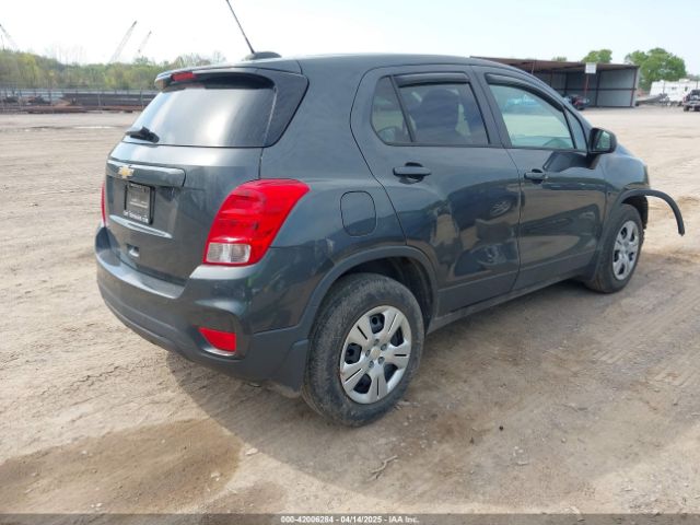 3GNCJKSB4KL178849 Chevrolet TRAX LS