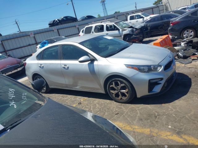 3KPF24AD3KE030116 KIA Forte Lxs