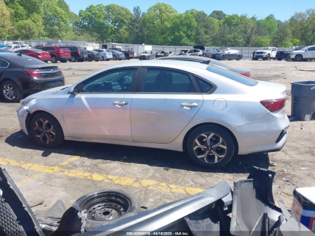 3KPF24AD3KE030116 KIA Forte Lxs