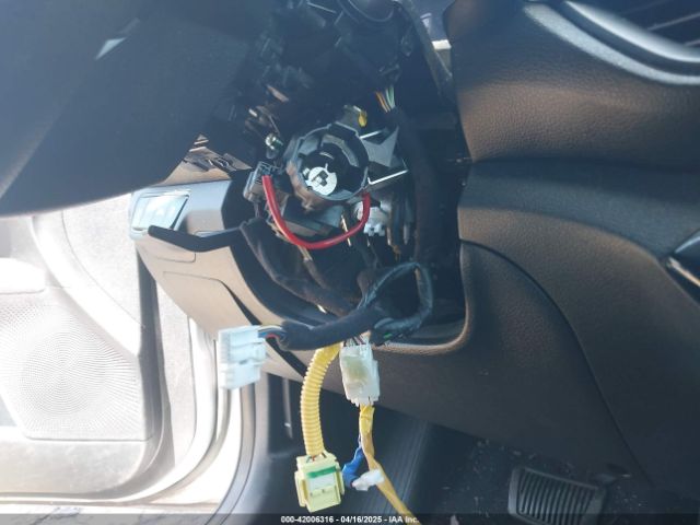 3KPF24AD3KE030116 KIA Forte Lxs