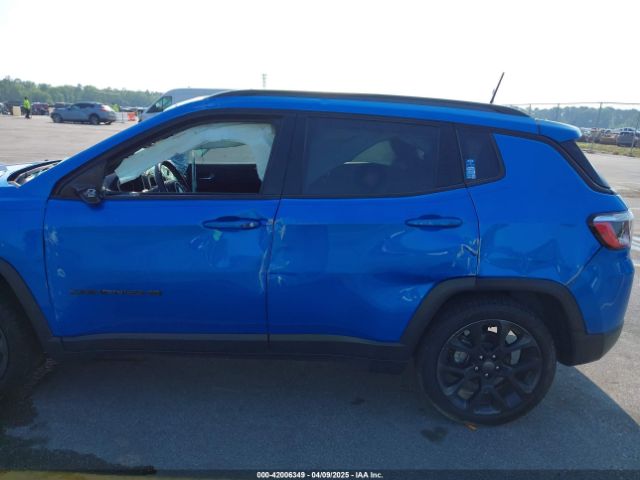 3C4NJCEB3MT531703 Jeep Compass 80th Anniversary Fwd