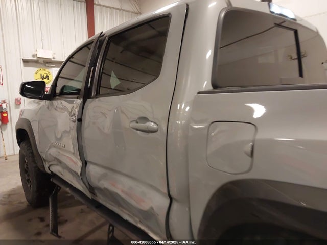 3TMCZ5AN1KM232360 Toyota Tacoma Trd Off Road