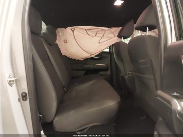 3TMCZ5AN1KM232360 Toyota Tacoma Trd Off Road