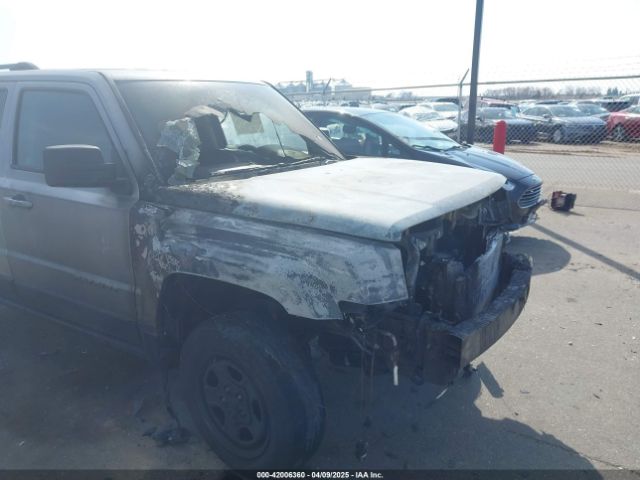 1C4NJRBB9HD194618 Jeep Patriot Sport 4x4