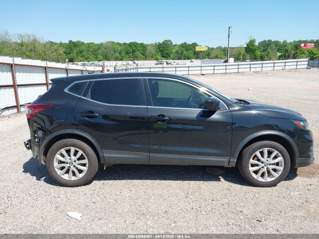 JN1BJ1AV9MW563365 Nissan Rogue Sport S Fwd Xtronic Cvt