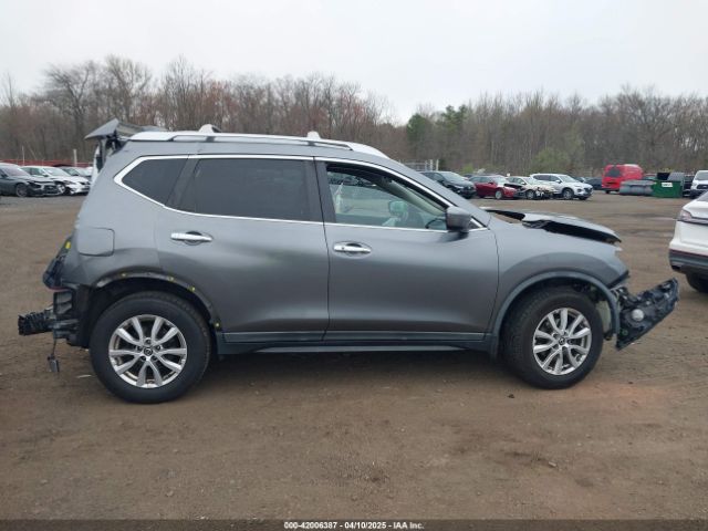 KNMAT2MV2HP599368 Nissan ROGUE SV