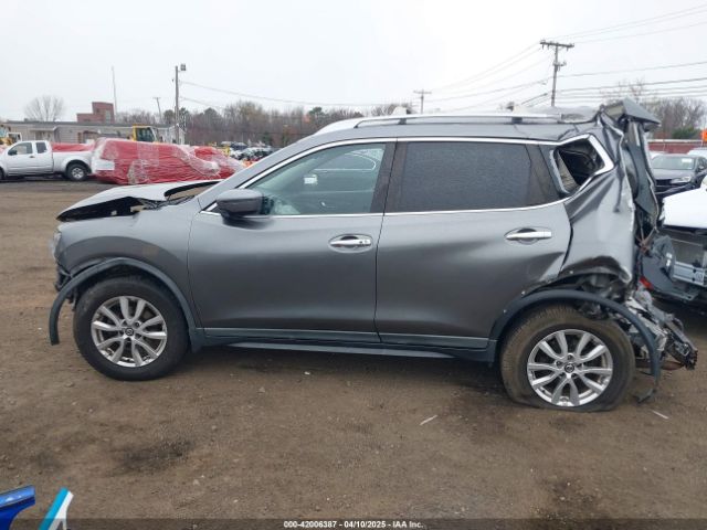 KNMAT2MV2HP599368 Nissan ROGUE SV